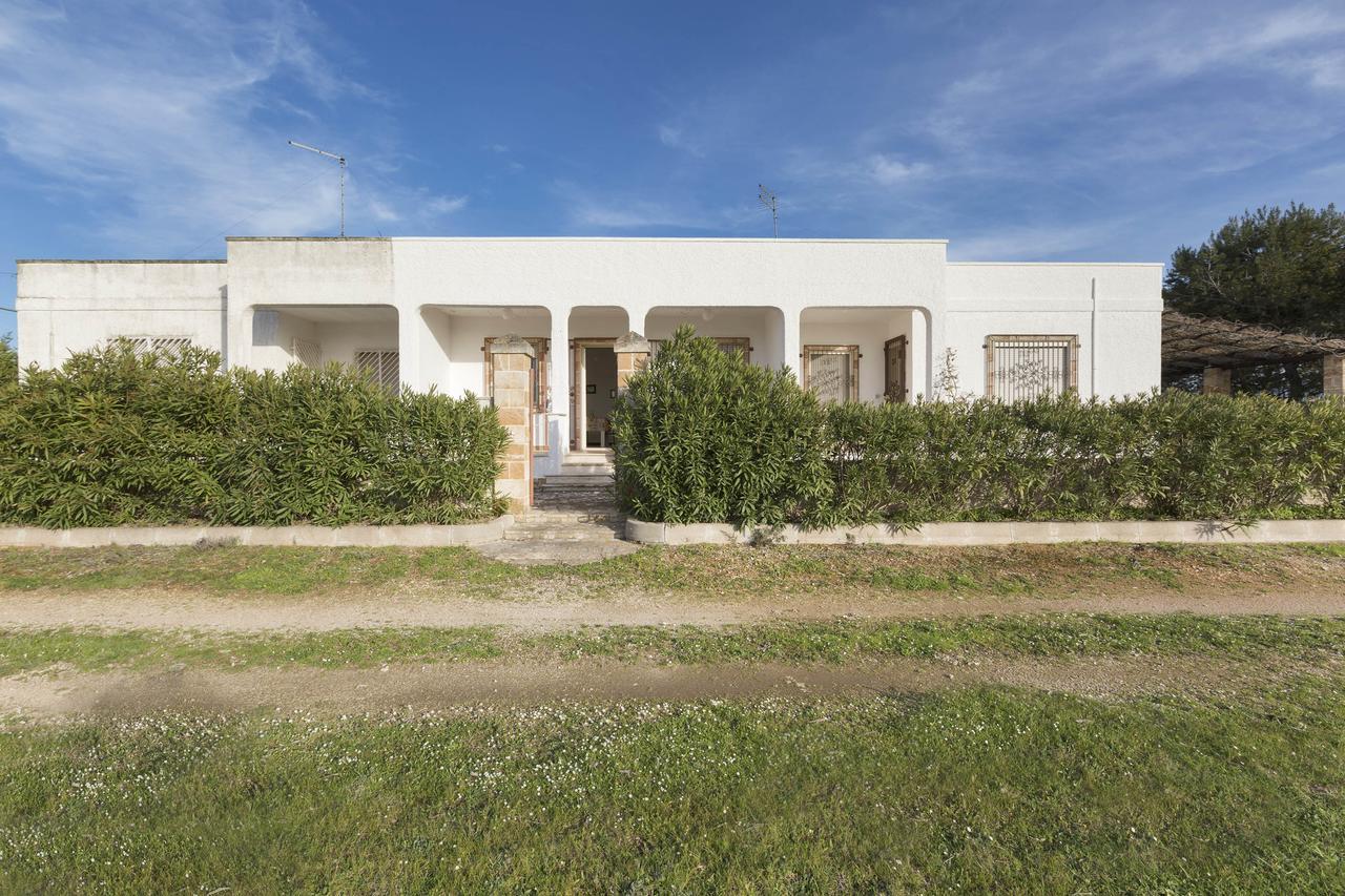Villa Castiglione By Barbarhouse Torre Lapillo Bagian luar foto